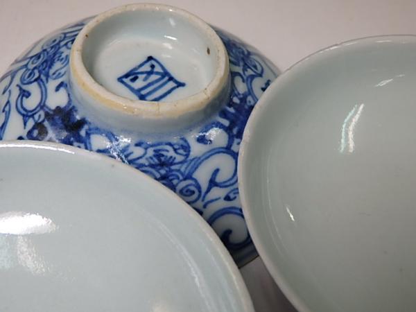 □中国陶器【染付唐草文 蓋付碗 8客】在銘 直径10.5cm 染付唐草文茶碗