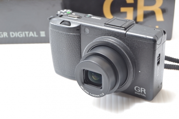 リコー RICOH GR DIGITAL Ⅲ 綺麗・状態良し・付属品元箱有 デジタル