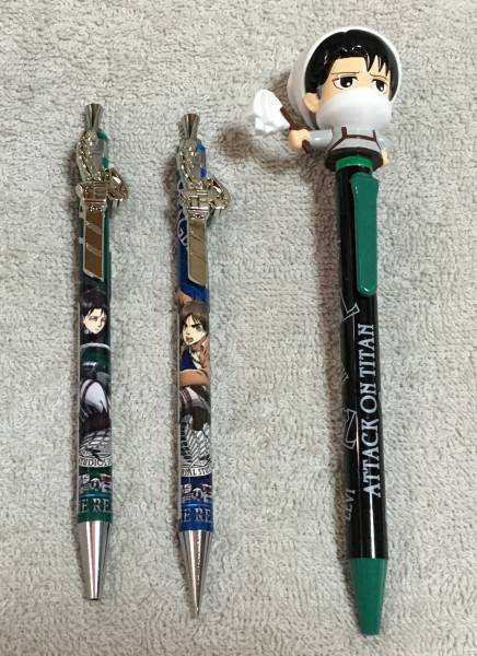USJ限定 進撃の巨人 ボールペン&シャープペン3本セット/リヴァイの入札