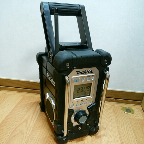 マキタ 充電式 ラジオ MR103 ブラック