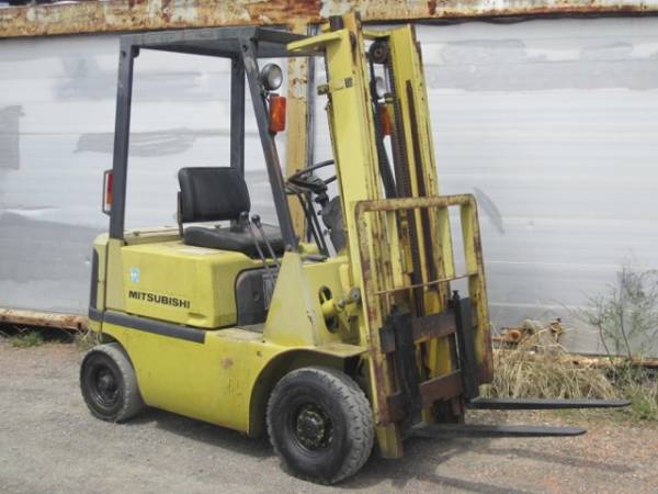 三菱中古フォークリフト 1．0 t ガソリン車 3mマスト