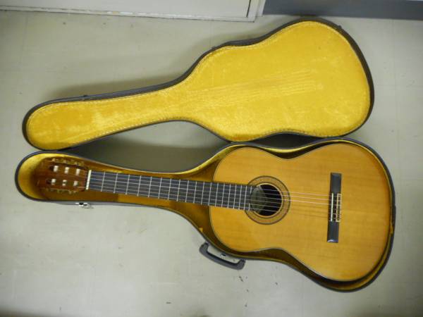 クラシックギター ECOLE GUITARE 300 SPECIALE ケース付き クラシック 