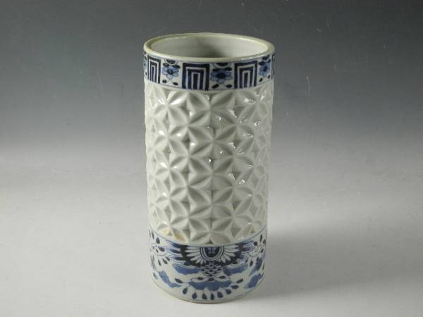 ◆栄◆古伊万里 染付 花草 七宝彫 筆頭 江戸後期 68a34