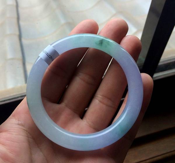 厳選」 天然無処理 A貨 淡ラベンダー緑本翡翠バングル ヒスイ 内径 