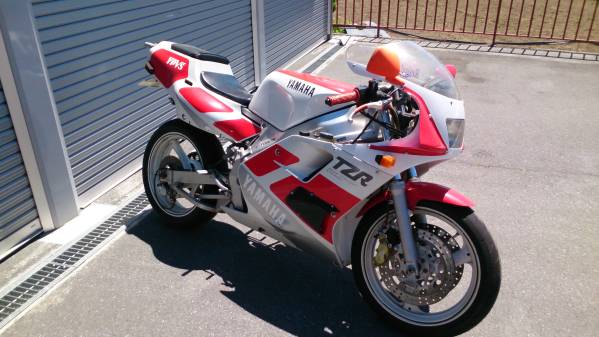 TZR250 3MA カスタム レプリカ リア 17インチ