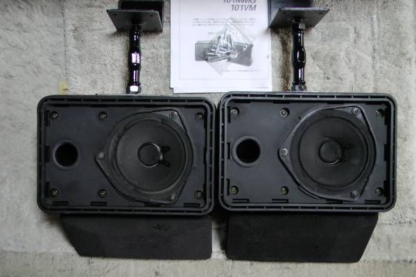 BOSE 101MM スピーカー 本体 3個セット 天吊り金具・ビス付き BOSE 101MMスピーカー＋汎用天吊り金具☆音確認済み/近番商品 BOSE