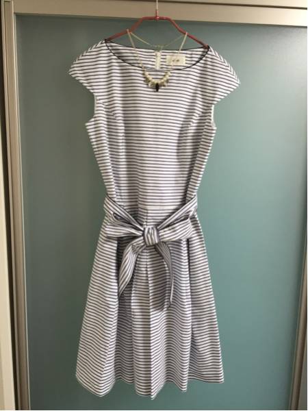 今季新品 エフデ パイピングリボン 白フレアーワンピース M2.3万