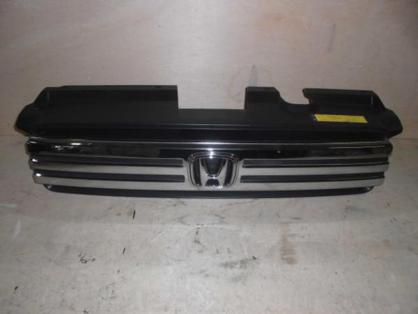 ＧＫ1　モビリオスパイク　純正　フロントグリル