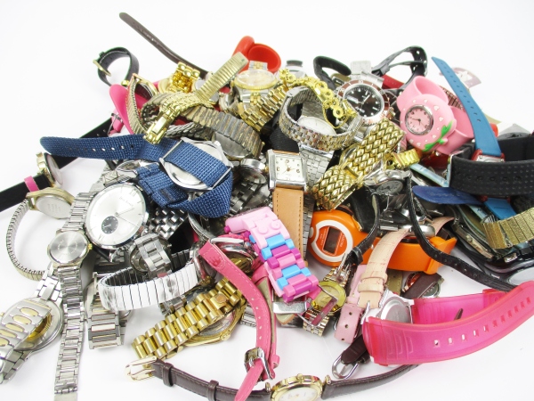 ● ウォッチ 時計 100本 まとめ売り 格安スタート 【I-730】