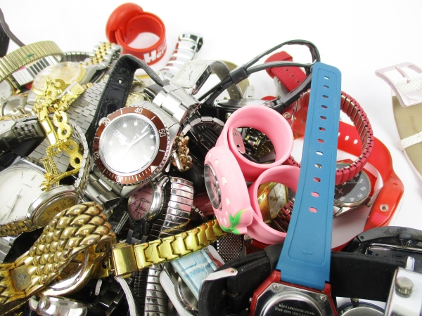 ● ウォッチ 時計 100本 まとめ売り 格安スタート 【I-730】