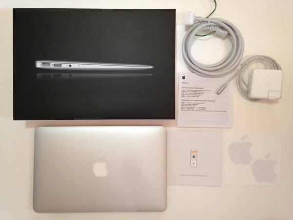 □超美品 11インチMacBook Air MC506J/A 128GB Late 2010□ □超美品 11インチMacBook Air MC506J/A 128GB Late 2010□