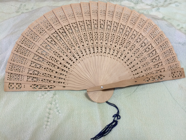 白檀香木紺色房付扇子 最大幅35/扇子丈20cm 未使用