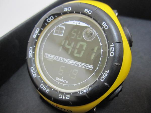 077-158☆SUUNTO スント VECTOR イエロー SS010600610 ※中古 スント 