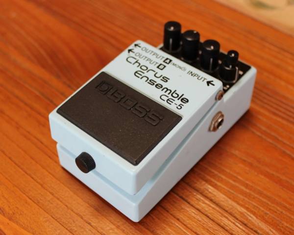 CE-5 BOSS Chorus Boss - | Ensemble Label Blue アナログ Pink