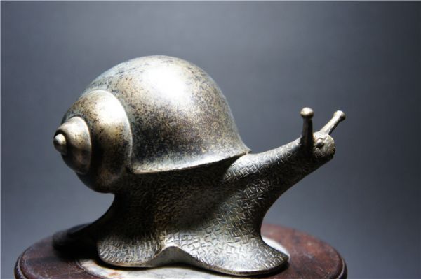 細工銅製 蝸牛文鎮高彫 時代美品 文房具 570g 12cm 7782