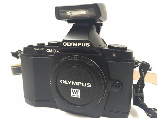 ◎PENTAX ペンタックス istD デジタル一眼レフ SMC 1:4 28-70mm 【公式