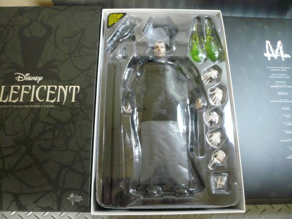 【未開封】HOT TOYS 1/6 マレフィセント アンジー フィギュア Hot toys マレフィセント【アンジェリーナジョリー】未使用品 おもちゃ