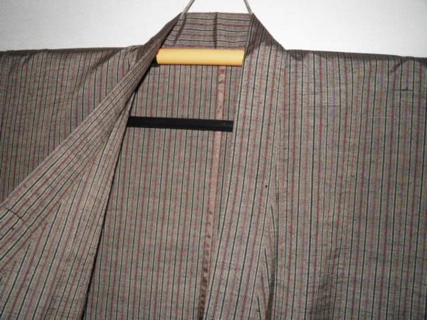 壱3125 本絹西陣織京紬 男着物 裄70丈141К鉄褐色の矢鱈縞逸品