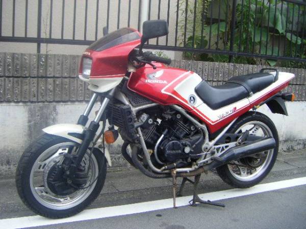 しお出品 VF400F エンジン実働ですがジャンク出品 書付 【公式通販】