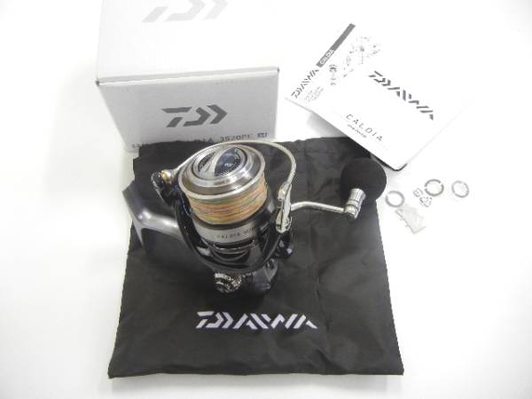 中古品 DAIWA ダイワ CALDIA 3520PE-H スピニング リール(14143