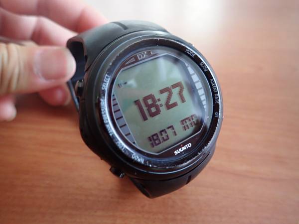SUUNTO DX ダイブコンピューター電池交換済