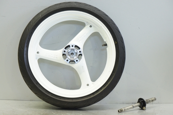 GSX-R400R☆フロントホイール 白 17×3.50 検GK76A☆Cv52AC