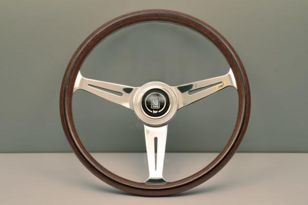 新品! NARDI ステアリング クラシックWポリッシュ 36φ