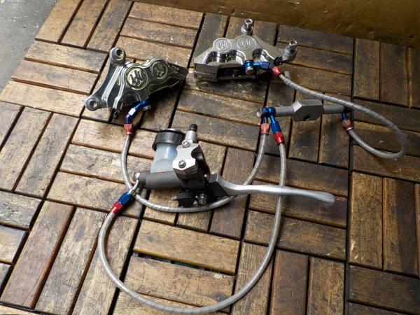 ハーレー　ＦＸＤＬ　ＰＭパフォーマンスマシンキャリパー●