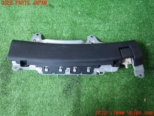 2UPJ-17497886]レクサス IS250(GSE20)右Fニーエアバッグ 中古
