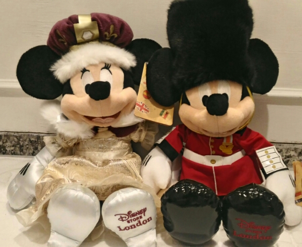 ロンドンミッキー&ミニー ぬいぐるみ ディズニーストア ロンドン限定 ミッキー＆ミニー ぬいぐるみ
