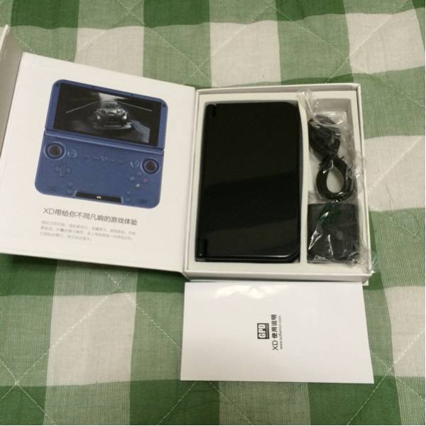 超美品 GPD XD 32GB ゲーミングタブレット 黒