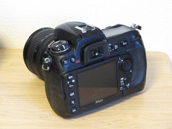 ニコン D300 AF-S DX18-70Gレンズキット オークション比較 - 価格.com