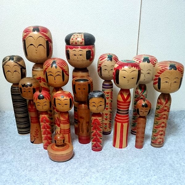 伝統こけし 15本　弥治郎、遠刈田、蔵王高湯系 小倉篤他