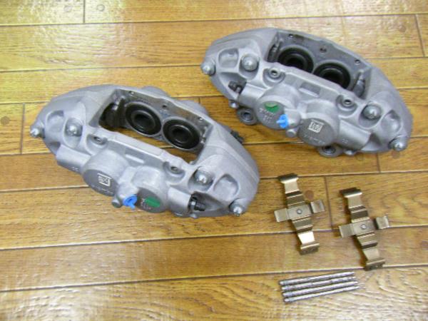 BMW F30 アクティブハイブリッド3 純正フロントキャリパーbrembo