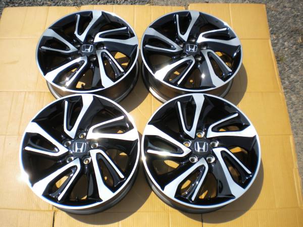 ステップワゴンスパーダ 純正アルミとタイヤ4本セット新車外し 【公式