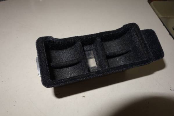 中古 JZZ30 ソアラ 灰皿用 コインケース