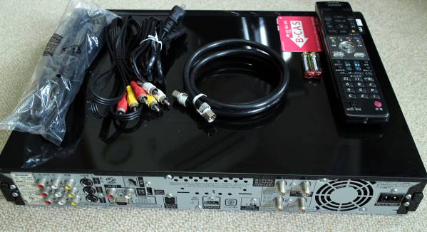 シャープ□DV-ACW75 HDD500GB/DVDレコーダー地デジ・BS.CS W録画 【大