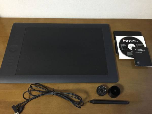 wacom intuos5 / PTH-850 ペンタブ Lサイズ タッチ機能付き