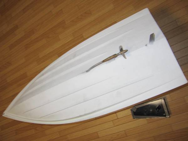 ⑪ RC・21クラス レーシングボート スーパー・ドルフィン