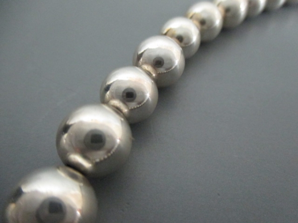 ティファニー ネックレス 新品同様 シルバー パール調