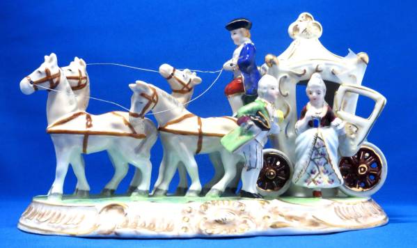 オキュパイド 磁器 4頭立て 馬車 夫人 TOKAI 手塗 OCCUPIED