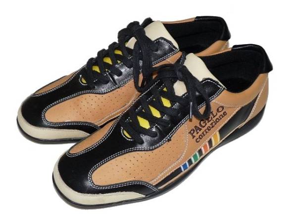 パジェロPAGELO CORREZIONE 本革 スニーカー 25.5cm 美品 刺繍