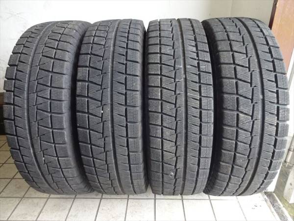 スタッドレス　215/70R15　BS　REVOGZ　4本　2014年製　7ミリ