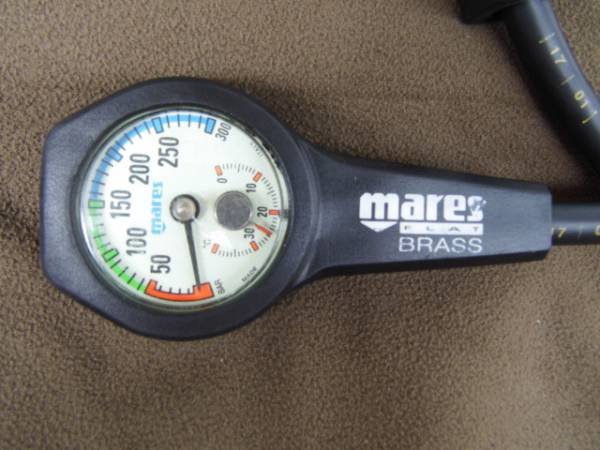 マレス 残圧計 mic21ダイビングショップ[ ] Mares 中古商品 ミッション 