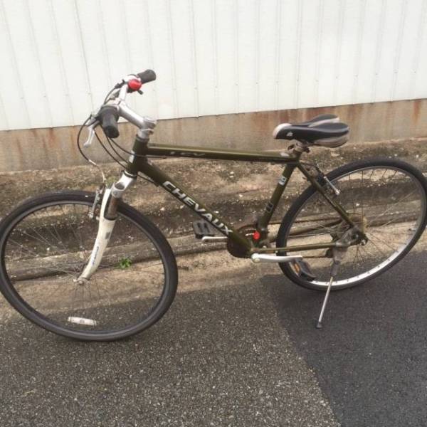 700C　クロスバイク　アルミフレーム メーカー？？？