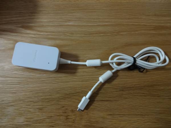 Docomo純正 Acアダプタ 05 スマホ充電器 Acアダプタ式充電器 売買されたオークション情報 Yahooの商品情報をアーカイブ公開 オークファン Aucfan Com
