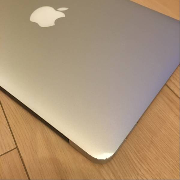 MacBook Air(11-inch, Mid 2013)A1465 箱あり 【美品】Apple MacBook Air(11-inch, Mid 2013)A1465 箱あり 【美品】Apple