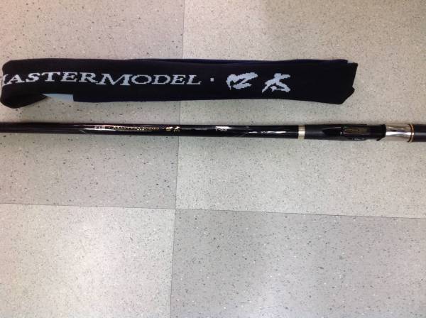 【中古品】 がまかつ マスターモデル口太 Tー53