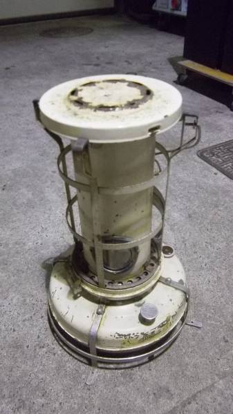 未使用SANYOサンヨーOFH-Z268 石油赤外線ヒーター 昭和レトロ 未使用