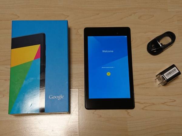 Nexus7　2013（ME571）32GB　LTE　SIMフリー　おまけ付